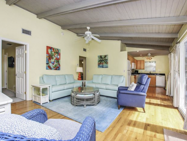 Captiva Home With Private Pool Three Bedroom Sleeps 8